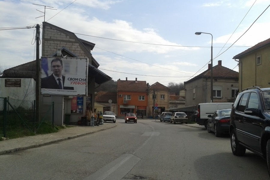 Aranđelovac kod salona FormaIdeale i buvlje pijace 3x2.5 A
