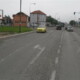 Lokacija se nalazi na uglu Avalske i Vladimira Rolovića, na ulazu u Kragujevac iz Beograda, Mladenovca i Topole a na raskrsnici puteva ka centru, Kraljevu i Čačku, ka autoputu i Jagodini. Lokacija se nalazi kod MOL benzinske pumpe, Bogoslovije i TUŠ supermarketa. Dimenzije: 5 x 2.40 m. Osvetljenje: DA. Nov: NE